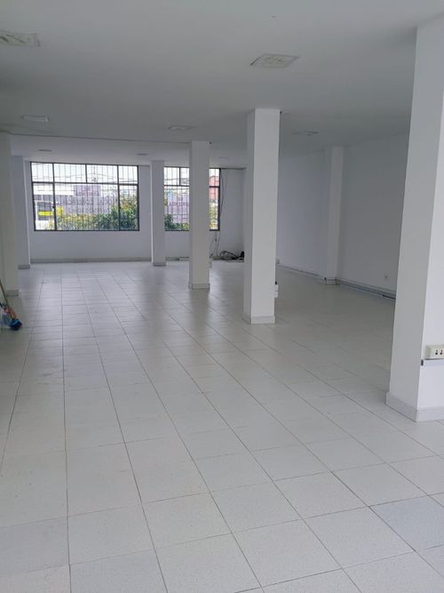 Local en  Arriendo en Castilla, Bogotá - Miniatura 5