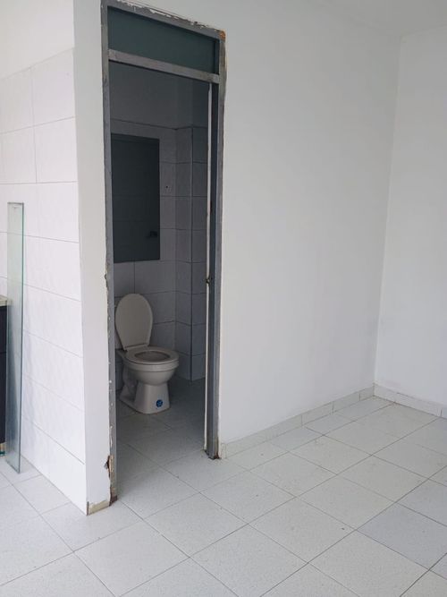 Local en  Arriendo en Castilla, Bogotá - Miniatura 6