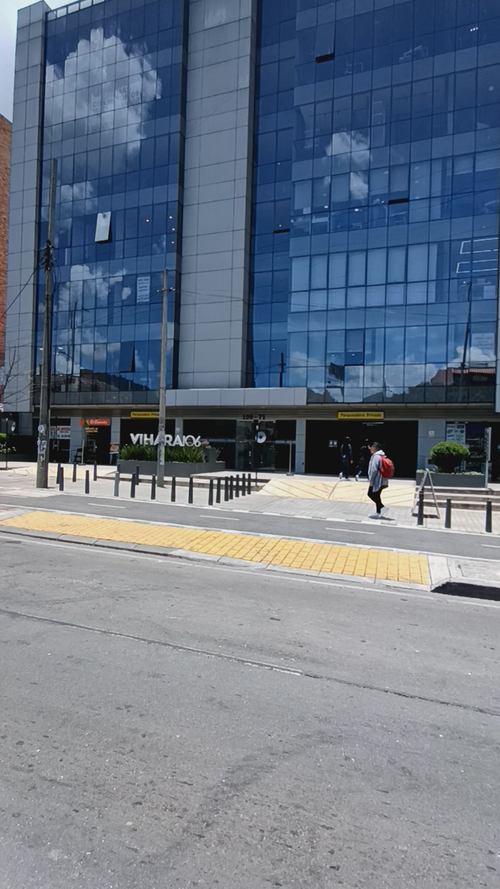 Local en Arriendo en Chicó Navarra, Bogotá - Imagen 1