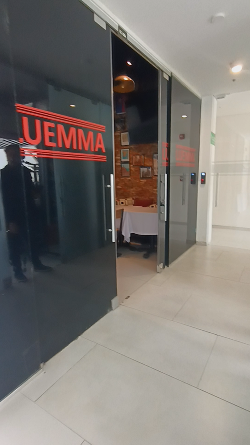 Local en Arriendo en Chicó Navarra, Bogotá - Miniatura 2
