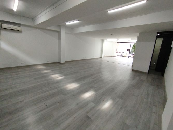 Local en  Arriendo en El Poblado, Medellín - Miniatura 5