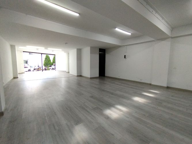 Local en  Arriendo en El Poblado, Medellín - Miniatura 7