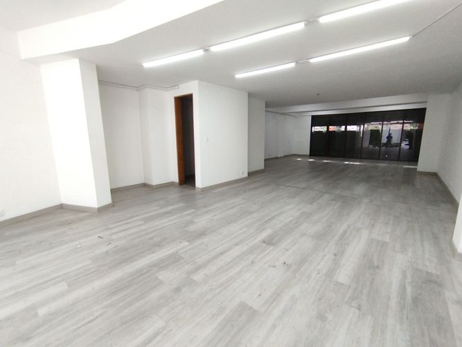 Local en  Arriendo en El Poblado, Medellín - Miniatura 9