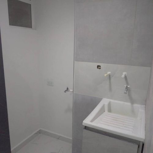 Apartamento en Venta en Maria Auxiliadora, Sabaneta - Miniatura 4