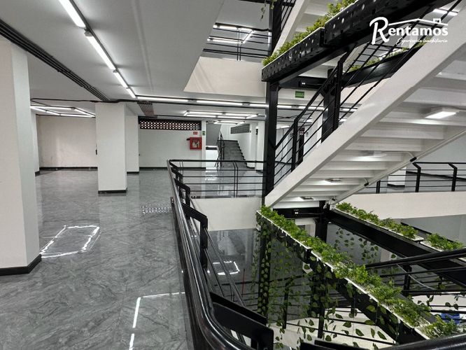 Edificio en Arriendo en Laureles, Medellín - Miniatura 9