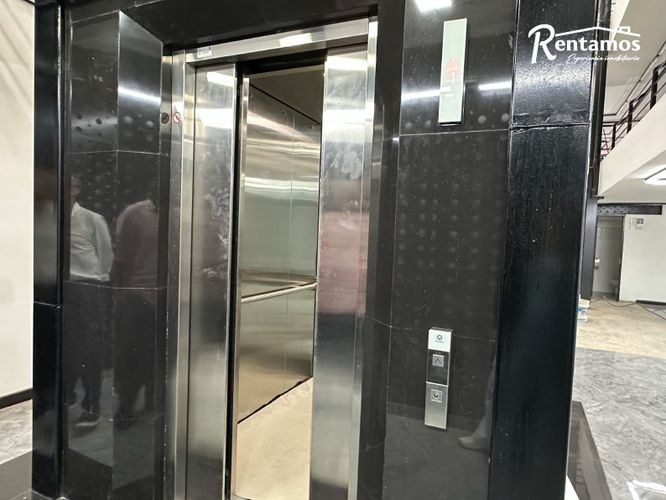 Edificio en Arriendo en Laureles, Medellín - Miniatura 26