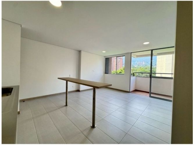 Apartaestudio en Venta en Ditaires, Itaguí - Miniatura 2