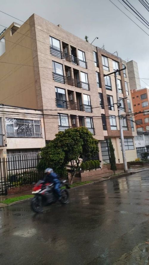 Apartaestudio en  Arriendo en San luis, Bogotá - Miniatura 3