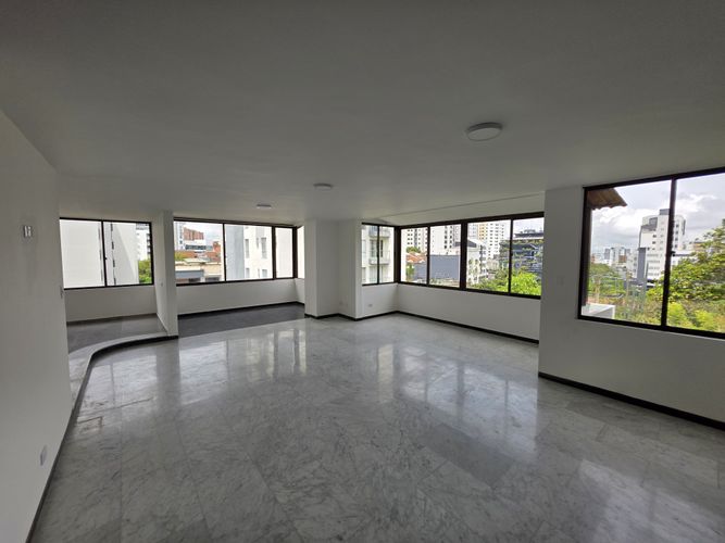 Apartamento en Venta en Pinares, Pereira - Imagen 1