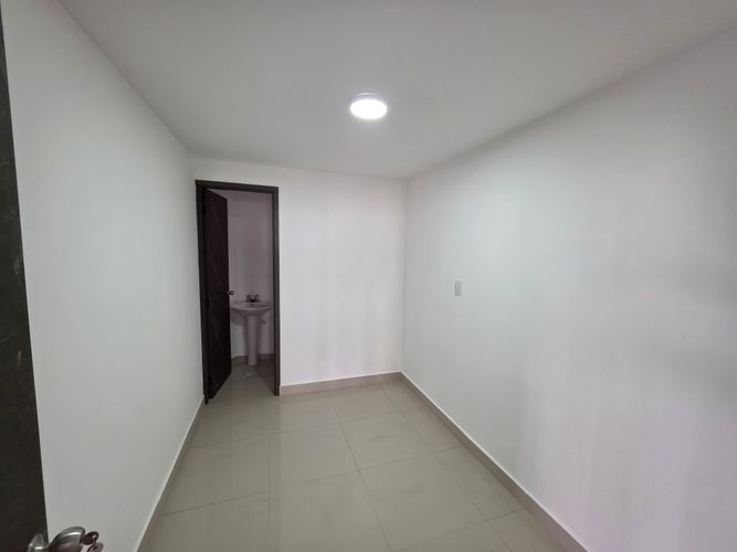 Apartamento en Venta en Pinares, Pereira - Miniatura 17