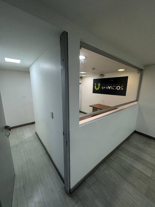 Local en Arriendo en Terminal de transporte, Bogotá - Miniatura 6