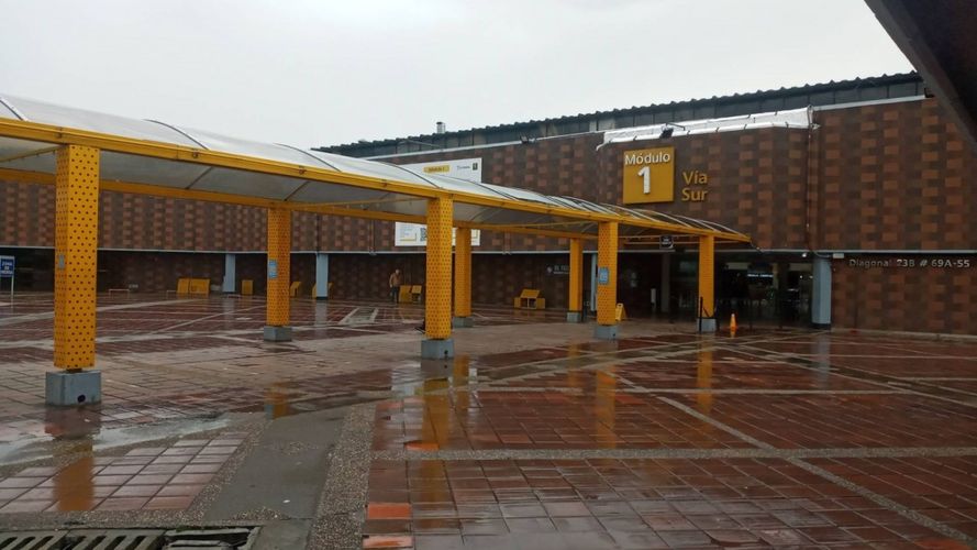 Local en Arriendo en Terminal de transporte, Bogotá - Miniatura 24