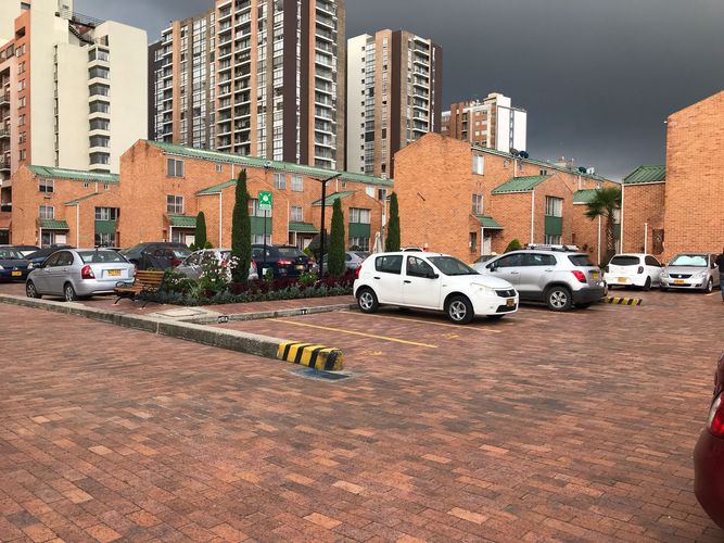 Casa en Venta en Colina Campestre, Bogotá - Miniatura 2