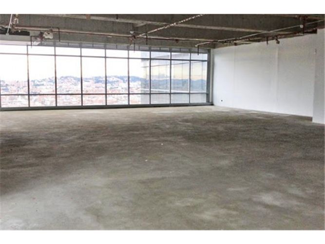 Oficina en  Arriendo en Santa barbara oriental, Bogotá - Miniatura 3