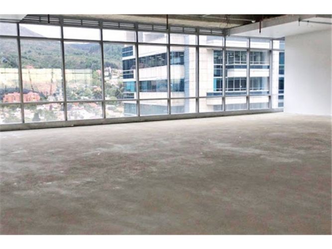 Oficina en  Arriendo en Santa barbara oriental, Bogotá - Miniatura 4
