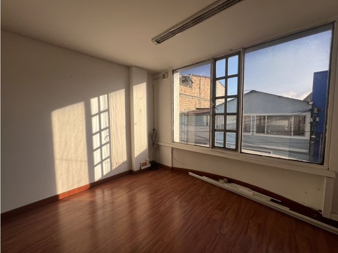 Edificio en  Venta en Fontibon, Bogotá - Imagen 1