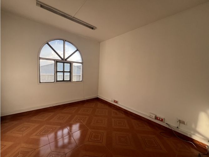 Edificio en  Venta en Fontibon, Bogotá - Miniatura 5