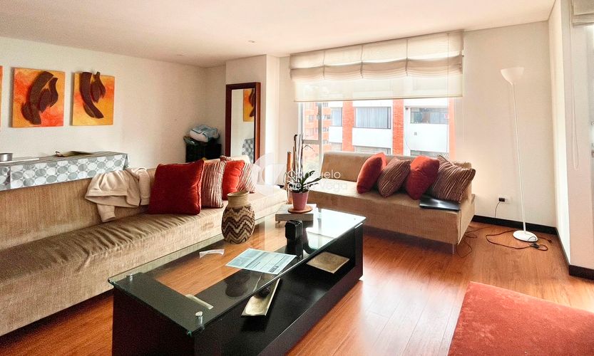 Apartamento en Venta en Santa Barbara, Bogotá - Miniatura 2
