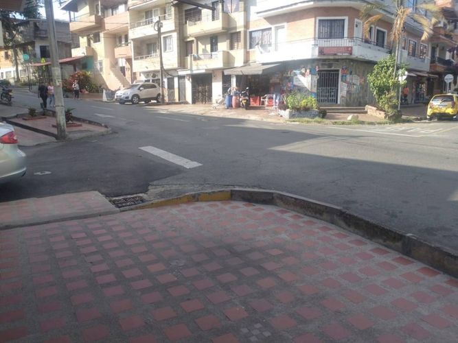 Local en  Arriendo en Belén Las mercedes, Medellín - Miniatura 4