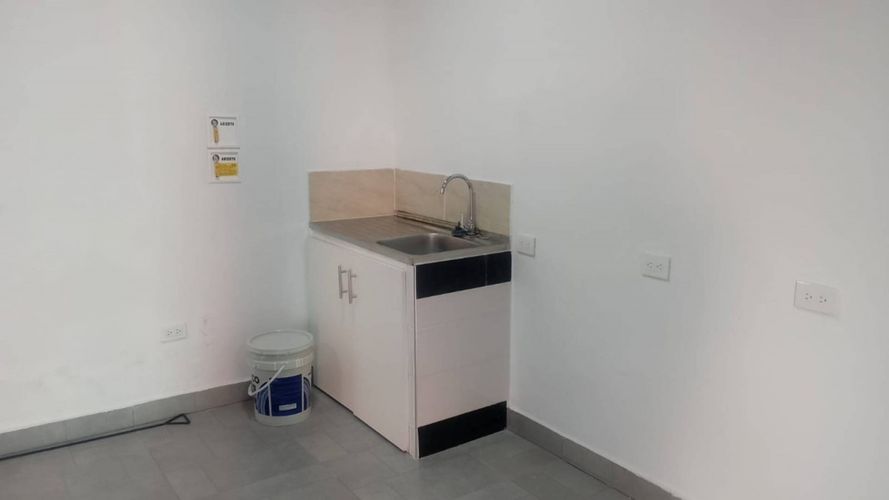 Local en  Arriendo en Belén Las mercedes, Medellín - Miniatura 14