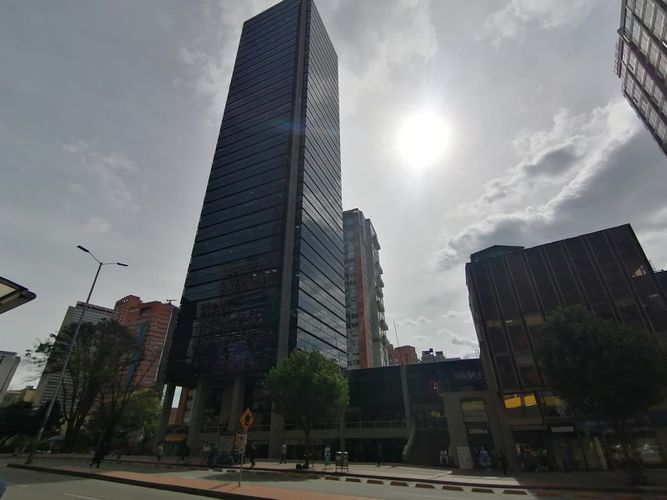 Oficina en venta en Centro Internacional, Bogotá - Imagen 1