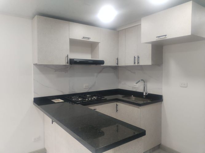 Apartamento en Arriendo en Colina Campestre, Bogotá - Miniatura 2