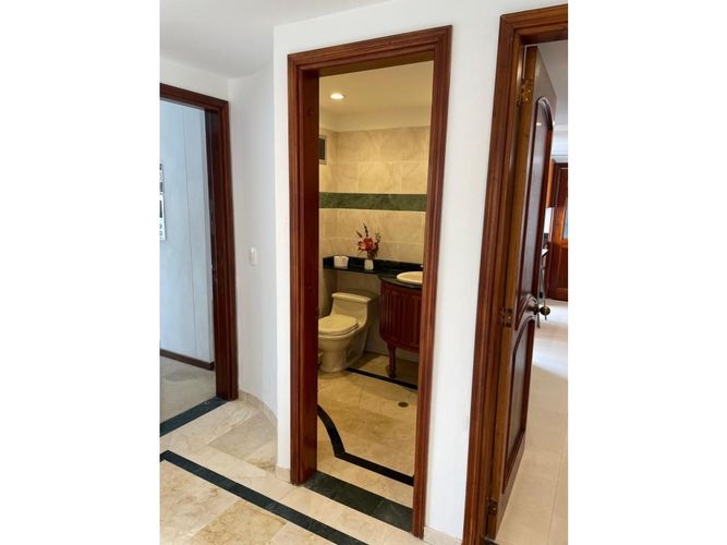 Apartamento en Arriendo en Milla de Oro, Medellín - Miniatura 9