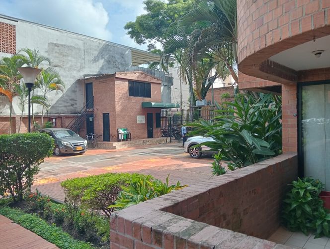 Apartamento en Venta en El refugio, Cali - Miniatura 2