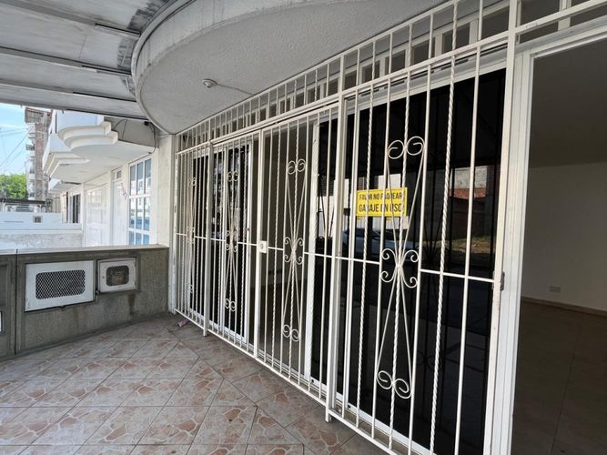 Edificio en  Venta en Prados del limonar, Cali - Miniatura 3