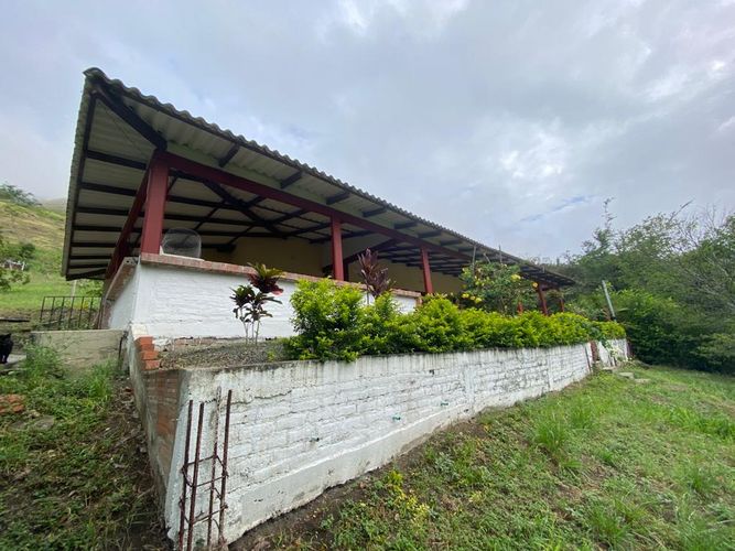 Finca en  Venta en Vijes - Miniatura 4