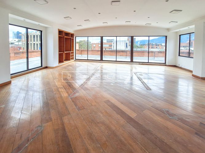Oficina en  Arriendo en Chico norte, Bogotá - Miniatura 6