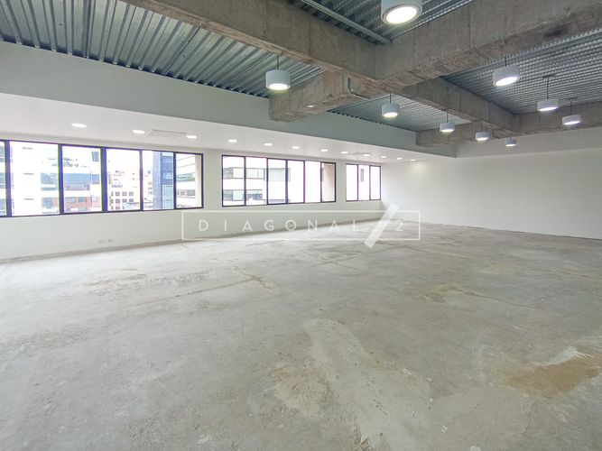 Oficina en arriendo en Chico norte, Bogotá - Miniatura 5
