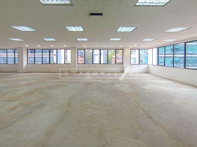 Oficina en arriendo en Chico norte, Bogotá - Miniatura 10