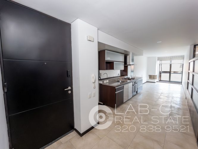Apartamento en Venta en Santa Barbara, Bogotá - Miniatura 2