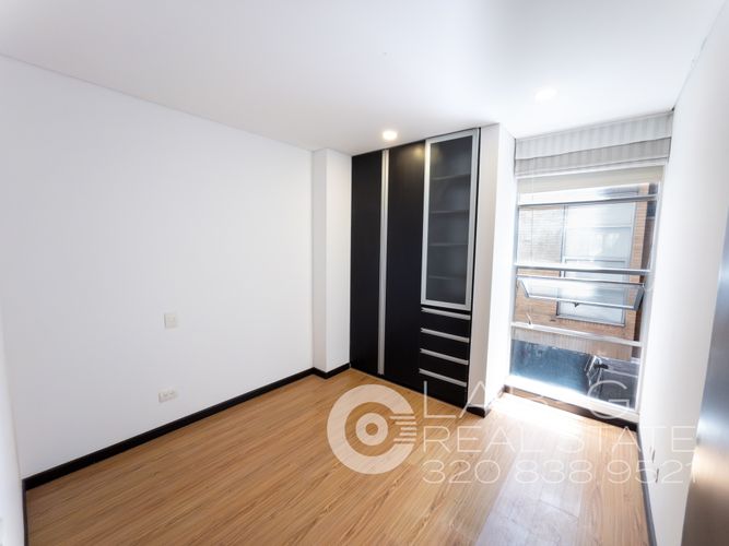 Apartamento en Venta en Santa Barbara, Bogotá - Miniatura 7