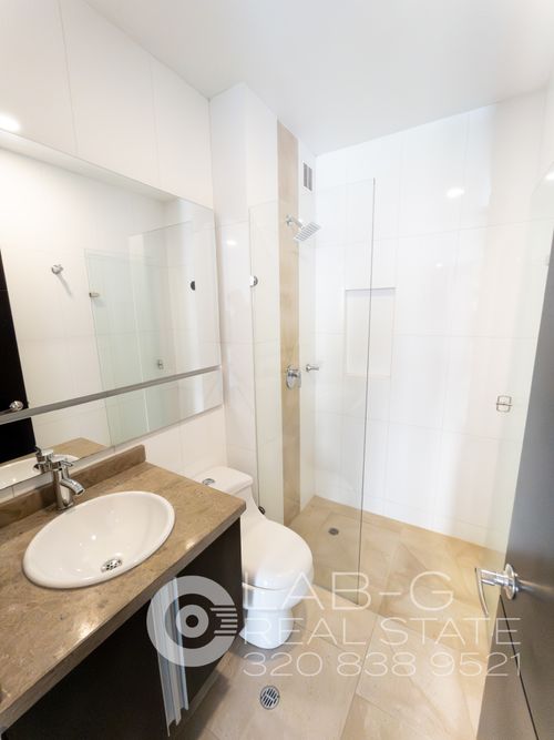 Apartamento en Venta en Santa Barbara, Bogotá - Miniatura 13
