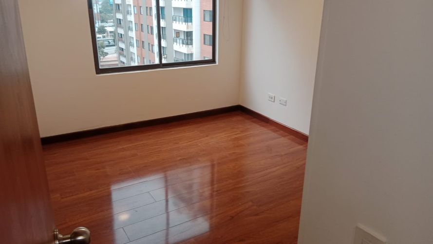 Apartamento en Arriendo en Lagos de Cordoba, Bogotá - Miniatura 11