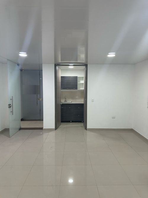 Oficina en Arriendo en Cantalejo, Bogotá - Miniatura 6