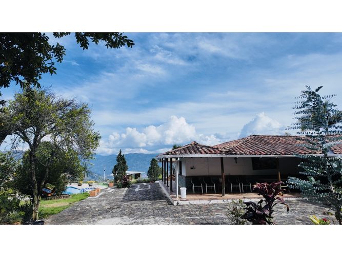 Finca en Arriendo en Copacabana - Miniatura 5