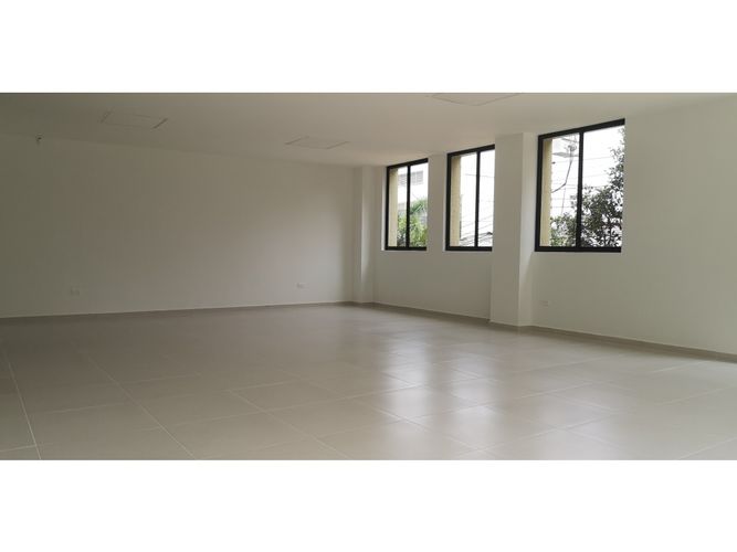 Local en Arriendo en Bucaramanga - Miniatura 6
