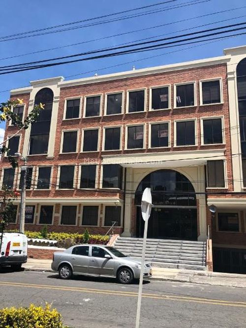 Oficina en Arriendo en Santa Barbara, Bogotá - Miniatura 2