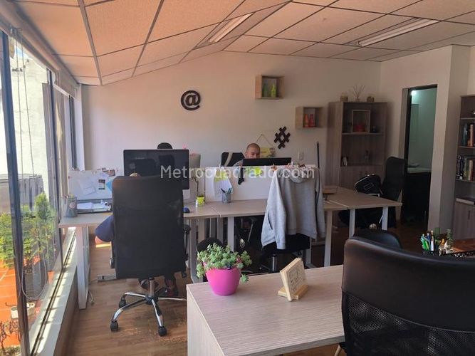 Oficina en Arriendo en Santa Barbara, Bogotá - Miniatura 8