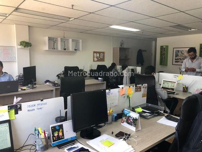 Oficina en Arriendo en Santa Barbara, Bogotá - Miniatura 20