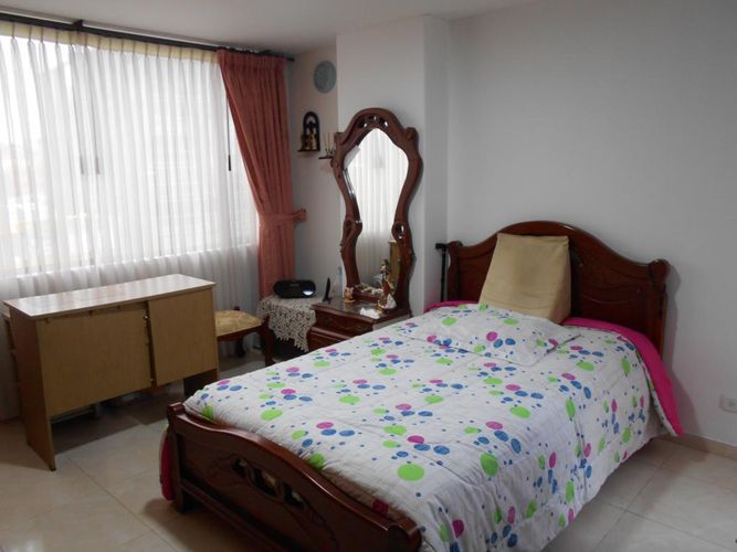 Apartamento en Venta en Santa Barbara, Bogotá - Miniatura 2