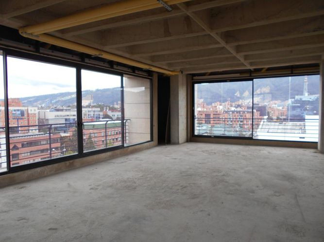 Edificio en Arriendo en Santa Barbara, Bogotá - Miniatura 7