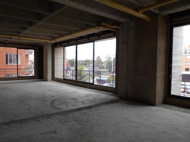 Edificio en Arriendo en Santa Barbara, Bogotá - Miniatura 17
