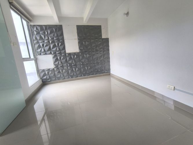 Apartamento en Venta en Rodeo Alto, Medellín - Miniatura 4