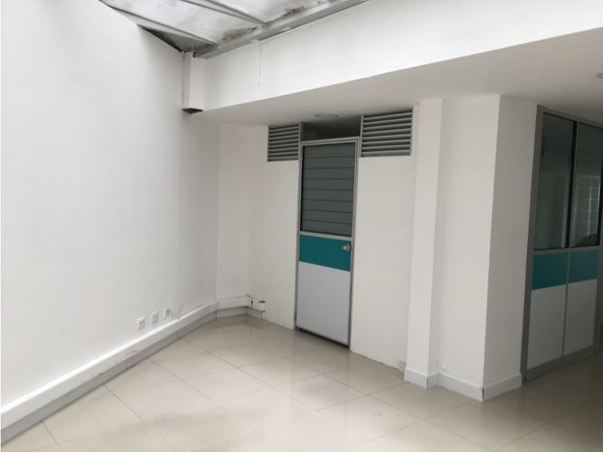 Edificio en arriendo en Palogrande, Manizales - Miniatura 5