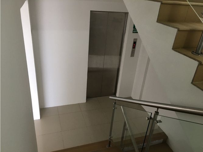 Edificio en arriendo en Palogrande, Manizales - Miniatura 10