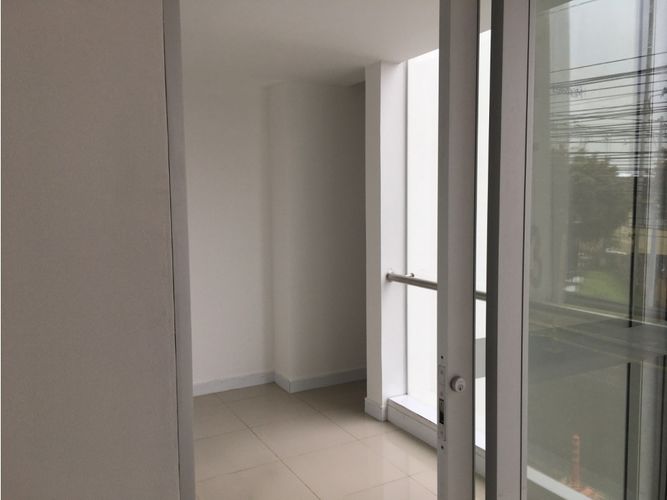 Edificio en arriendo en Palogrande, Manizales - Miniatura 16